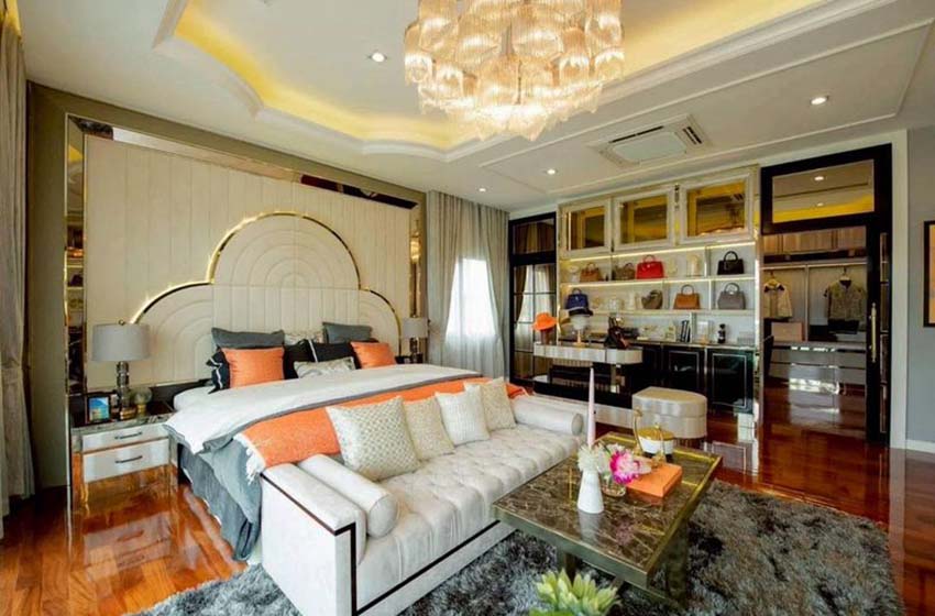 House with Shared Pool in Bangnatrad 